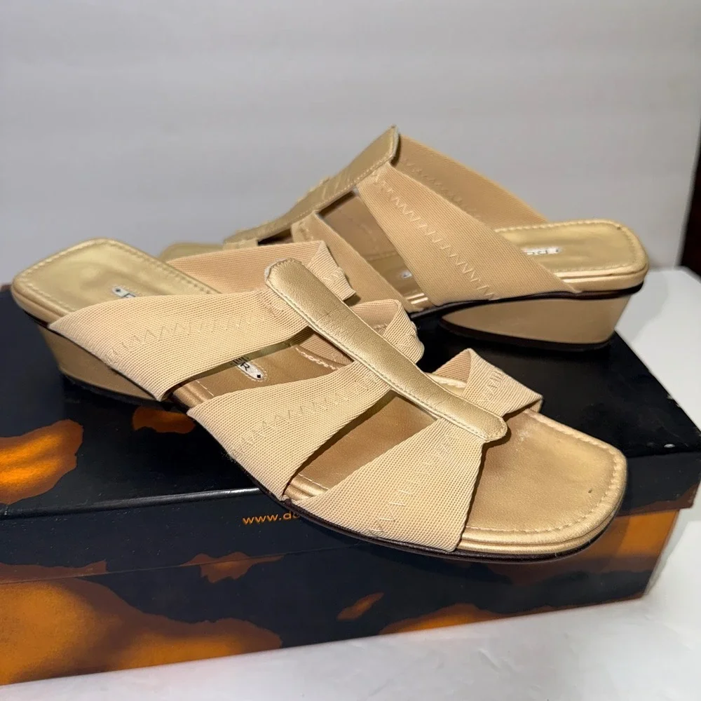 Donald J Pliner Darja Sand Mesh‎ Elastic Nappa Leather Wedge Sandals Tan 6.5M